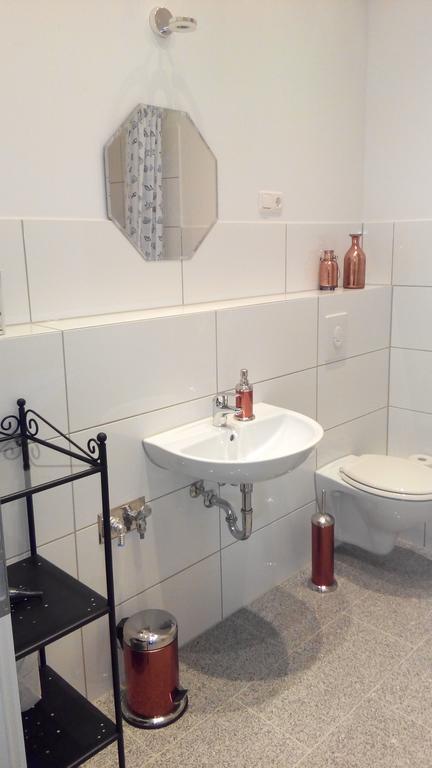 Studio Apartment Niemetzstr 51 Berlin Extérieur photo