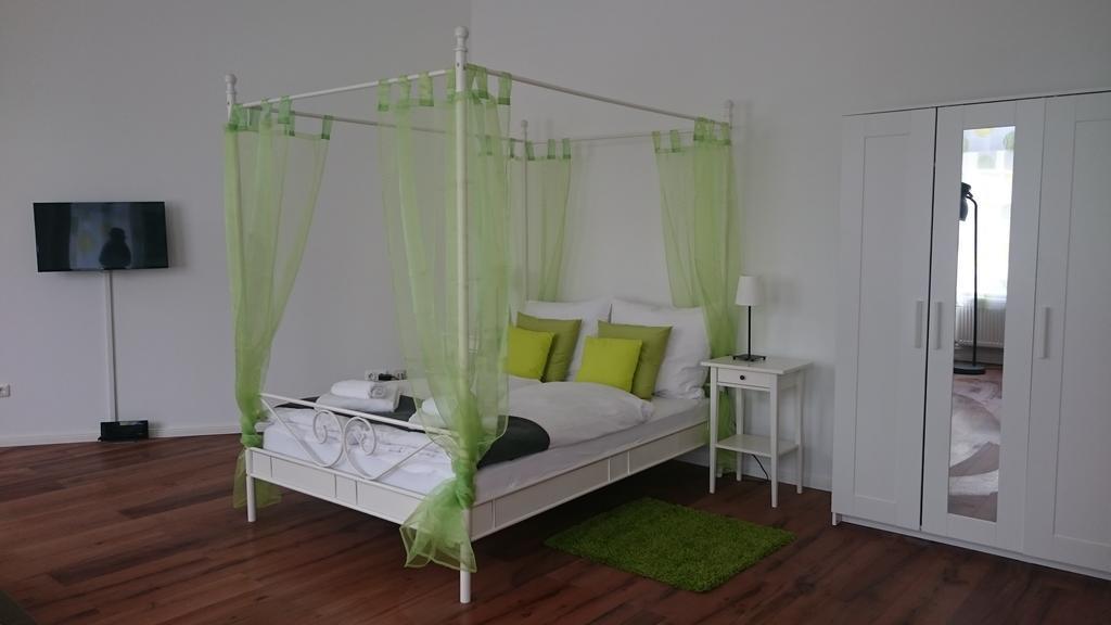 Studio Apartment Niemetzstr 51 Berlin Extérieur photo