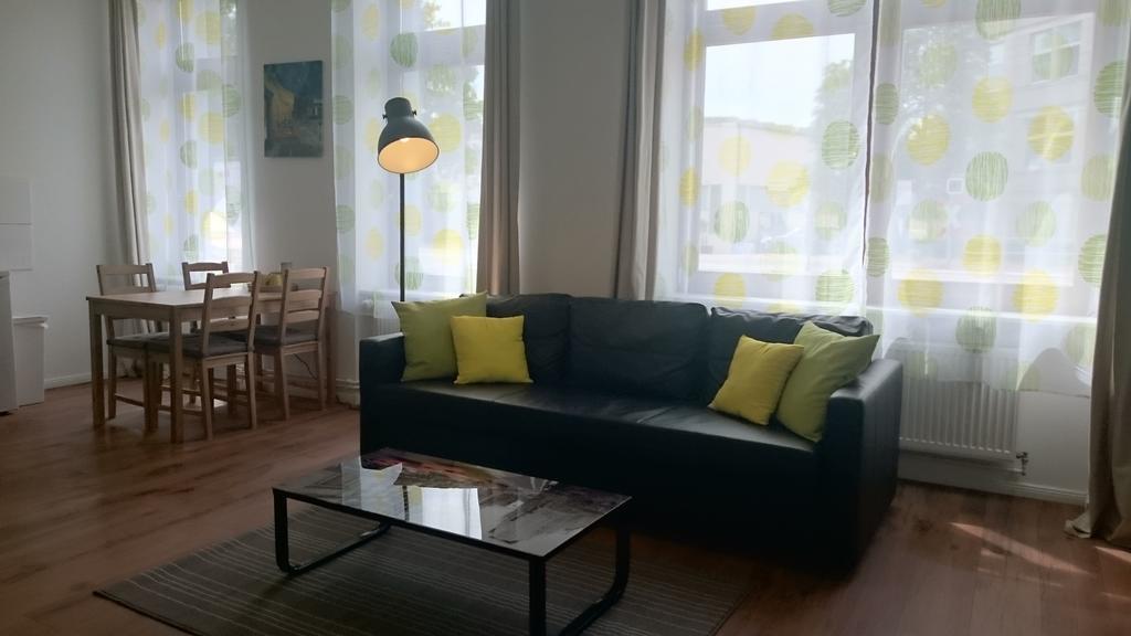 Studio Apartment Niemetzstr 51 Berlin Extérieur photo